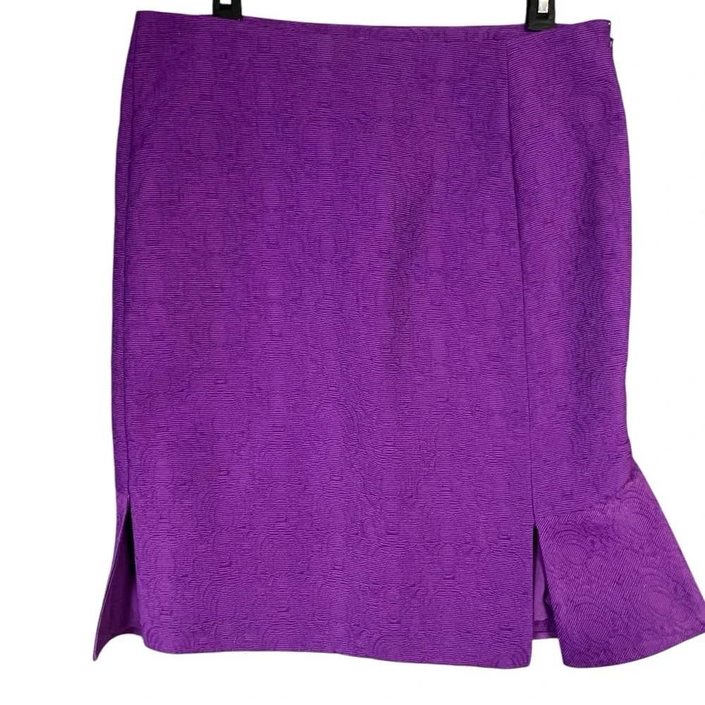 Yves Saint Laurent Purple Textured Pencil‎ Skirt Spring Eté 2012 Made in Italy
